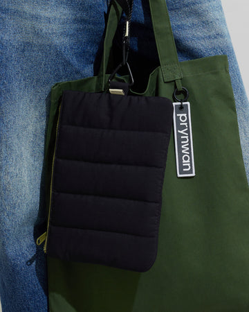 Sleek Pouch - NERO | กระเป๋าใส่ของ สีดำ